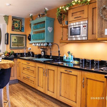 The Garden View Suite By Grandeur Property Bornemouth Extérieur photo
